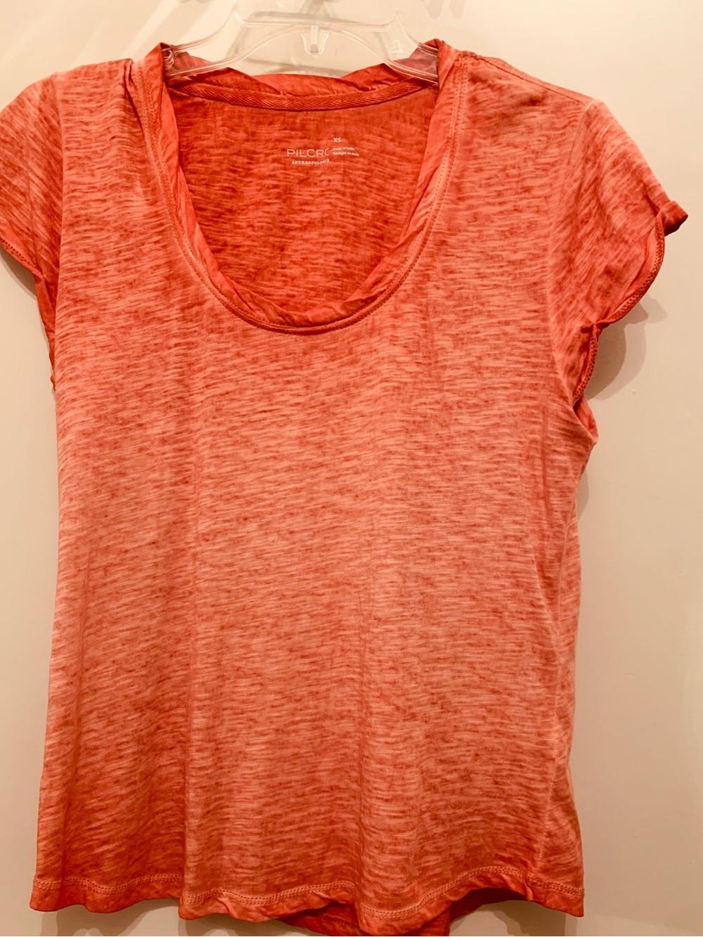 🌼ANTHROPOLOGY 🌼NWT.PILCRO ROUND NECK, ROLLED UP SLEEVE TEE. EXCELLENT CONDITION